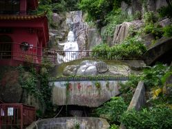 Ten Thousand Buddhas Monastery â€“ Hong Kong