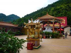 Ten Thousand Buddhas Monastery â€“ Hong Kong