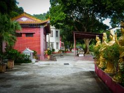 Ten Thousand Buddhas Monastery – Hong Kong